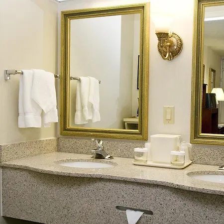 Clarion Inn Fredericksburg Extérieur photo