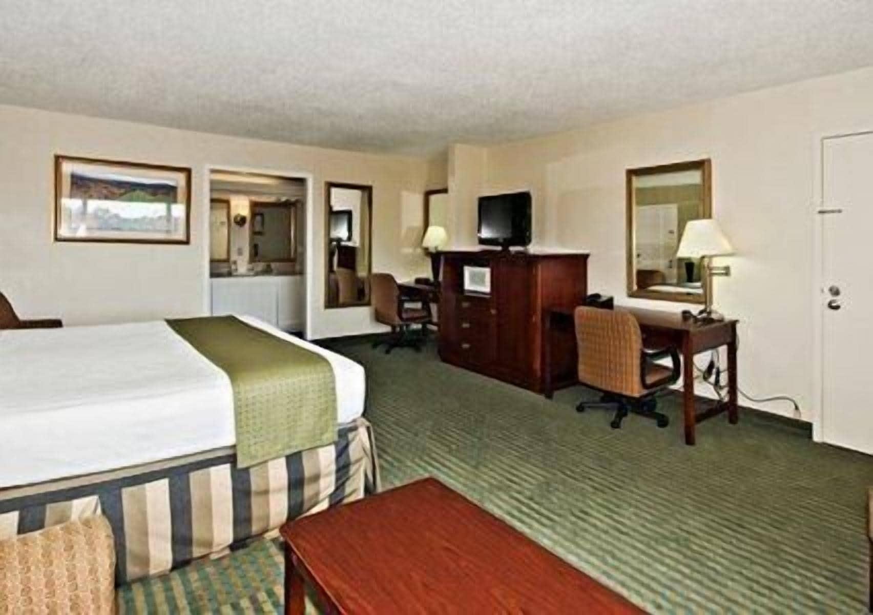 Clarion Inn Fredericksburg